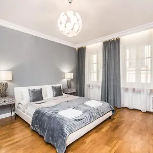 Rent Like - Przejście Garncarskie 10 Apartament